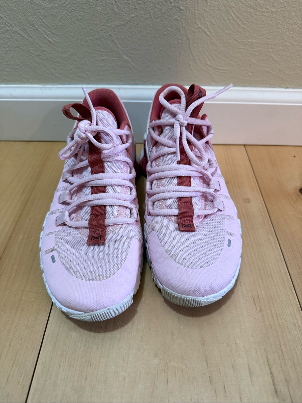 Nike Metcon Women’s Light Pink Athletic Sneakers with Rose Accents